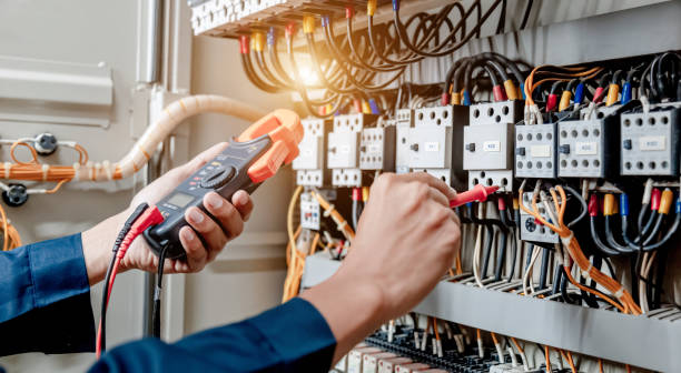 Best Commercial Electrician Services  in Town And Country, MO